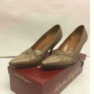 Salvatore Ferragamo tan leather heels